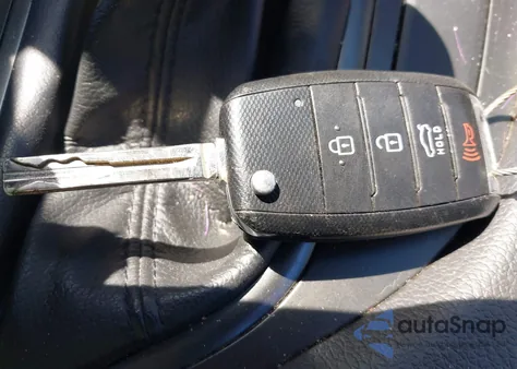 2015 Kia Optima Lx from USA, damaged, VIN 5XXGM4A75FG46456